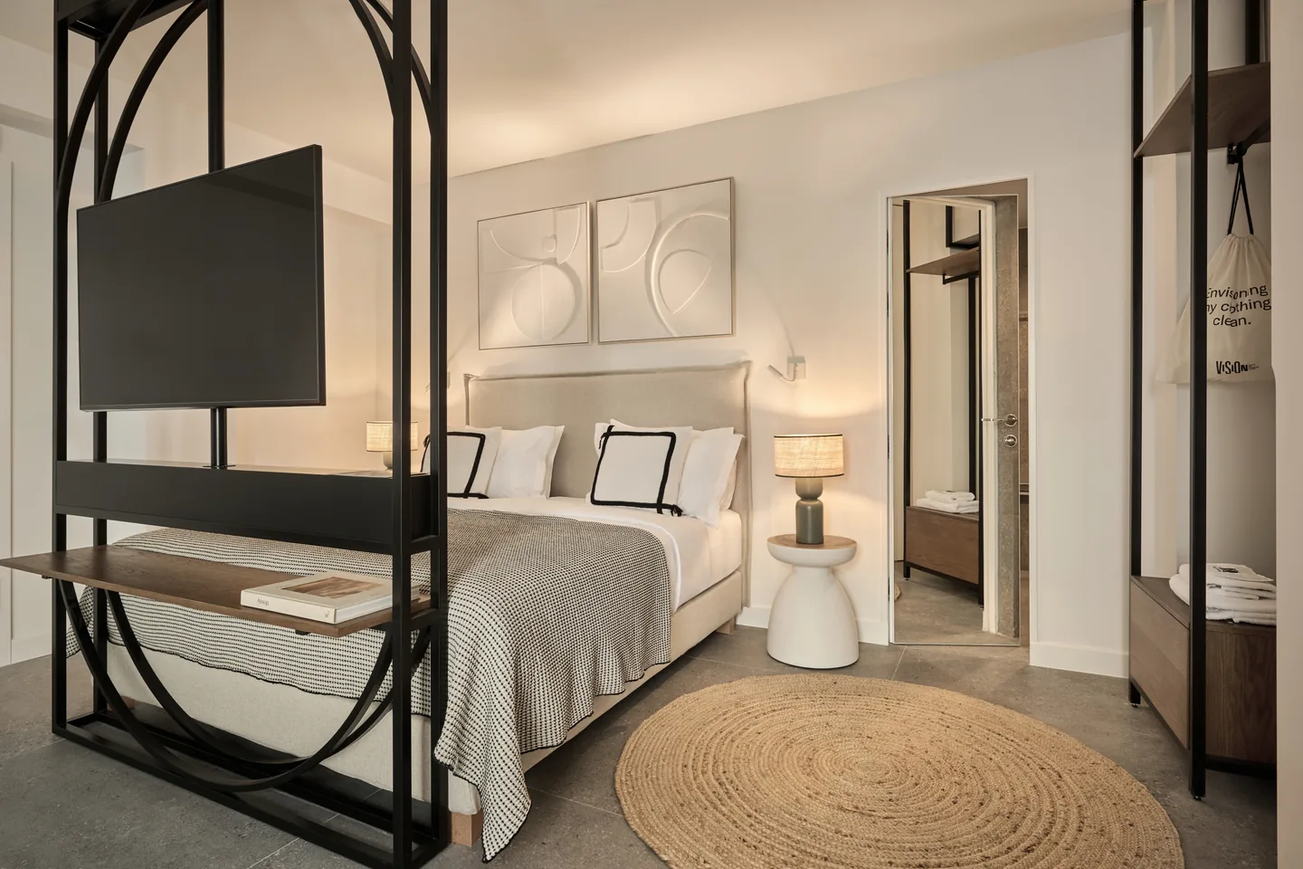 Suite bedroom detail.